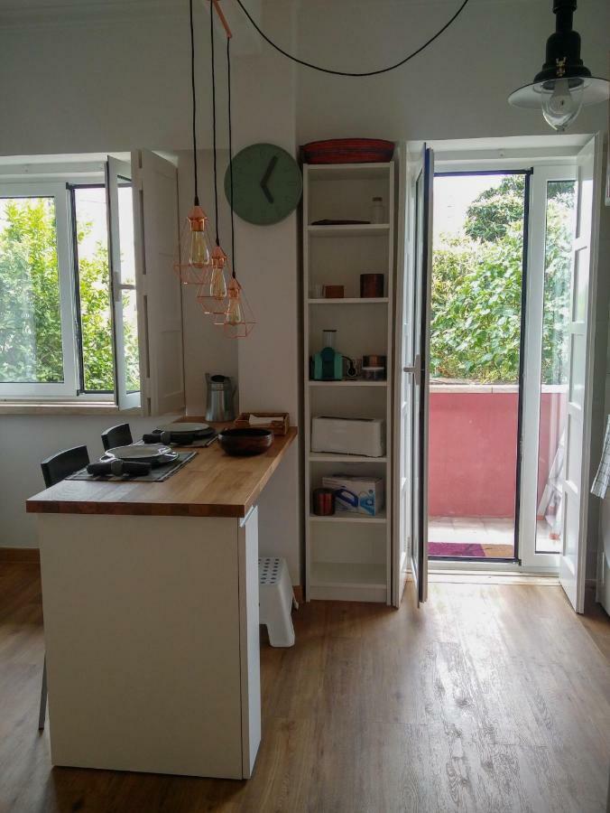 Casa da Tia Adozinda Apartment Lisbon Bagian luar foto