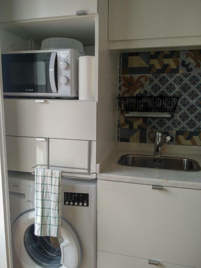 Casa da Tia Adozinda Apartment Lisbon Bagian luar foto